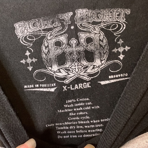 EIGHTY Eight women’s good vibes only red roses t-shirt size XL - Picture 3 of 4